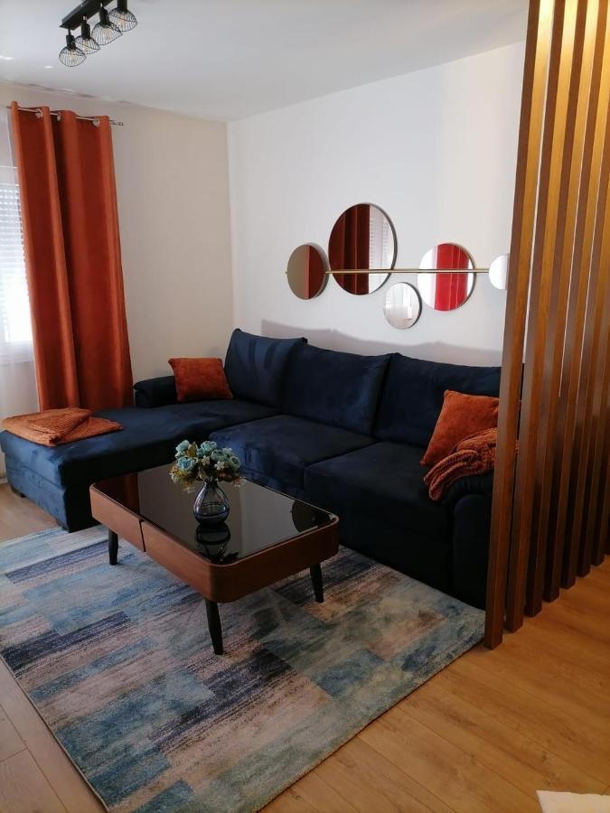 Prestige Apartment Teslic Bagian luar foto